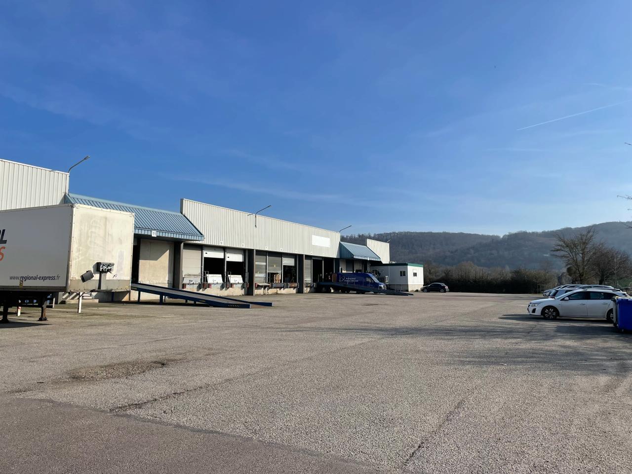 Local d'activité Saint-Étienne-du-Rouvray 2000m² Location local d'activité Saint-Étienne-du-Rouvray Seine-Maritime OLACT2530291 1